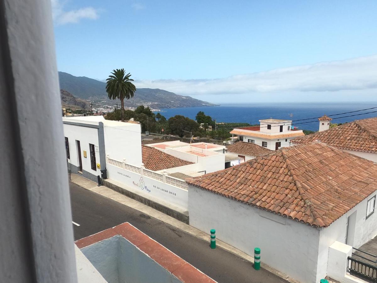 ブレーニャ・バハ Casa Parisヴィラ エクステリア 写真